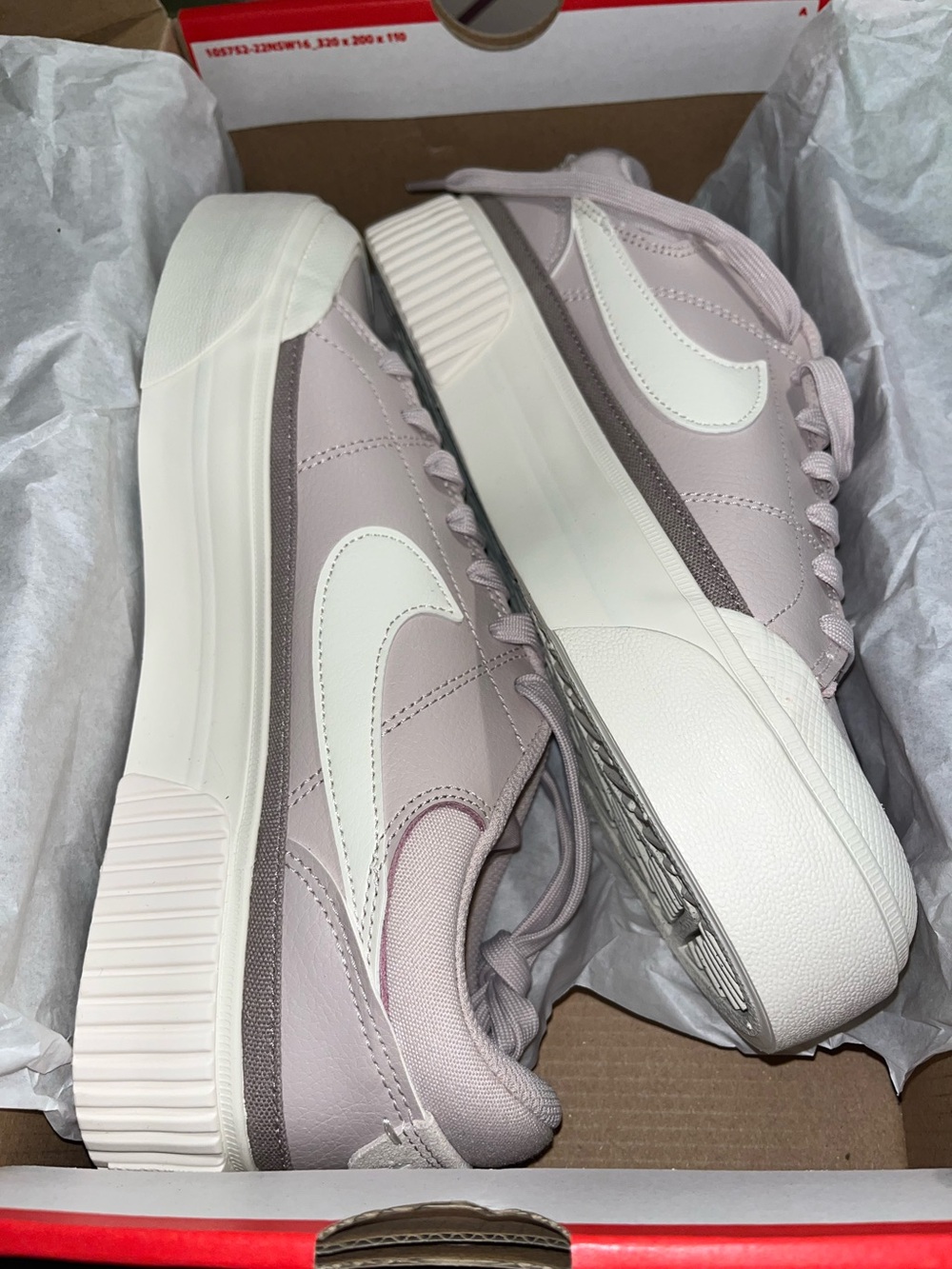 New Nike Court Legacy Lift sneakers